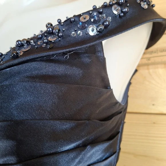 Adrianna Papell Evening Off Shoulder Navy Cocktail Wedding Bridesmaid Dress - Picture 4 of 11